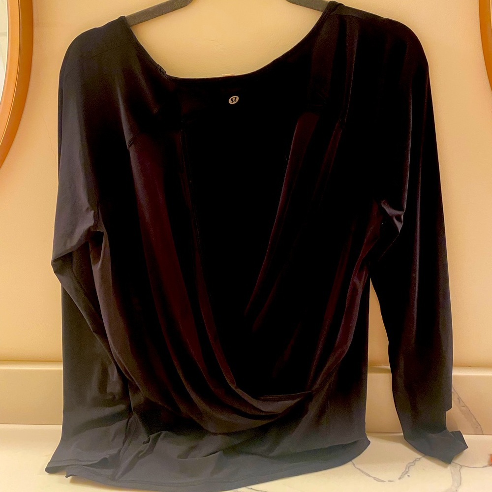 Lululemon travel top - sheer back